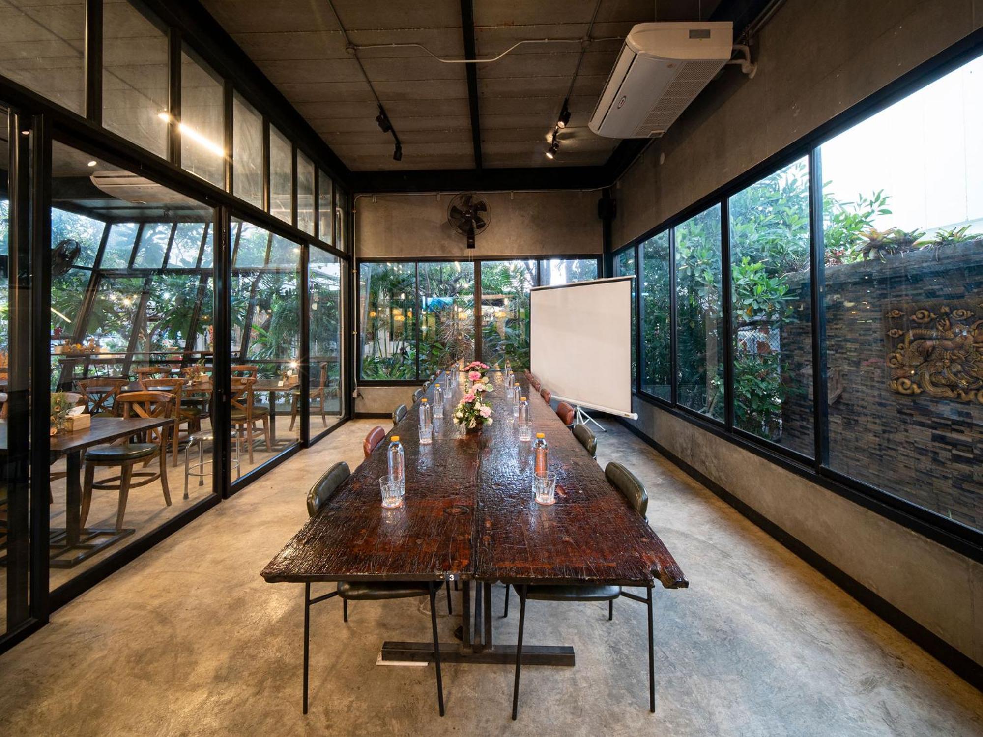 Crystal Resort Korat Nakhon Ratchasima Exterior photo