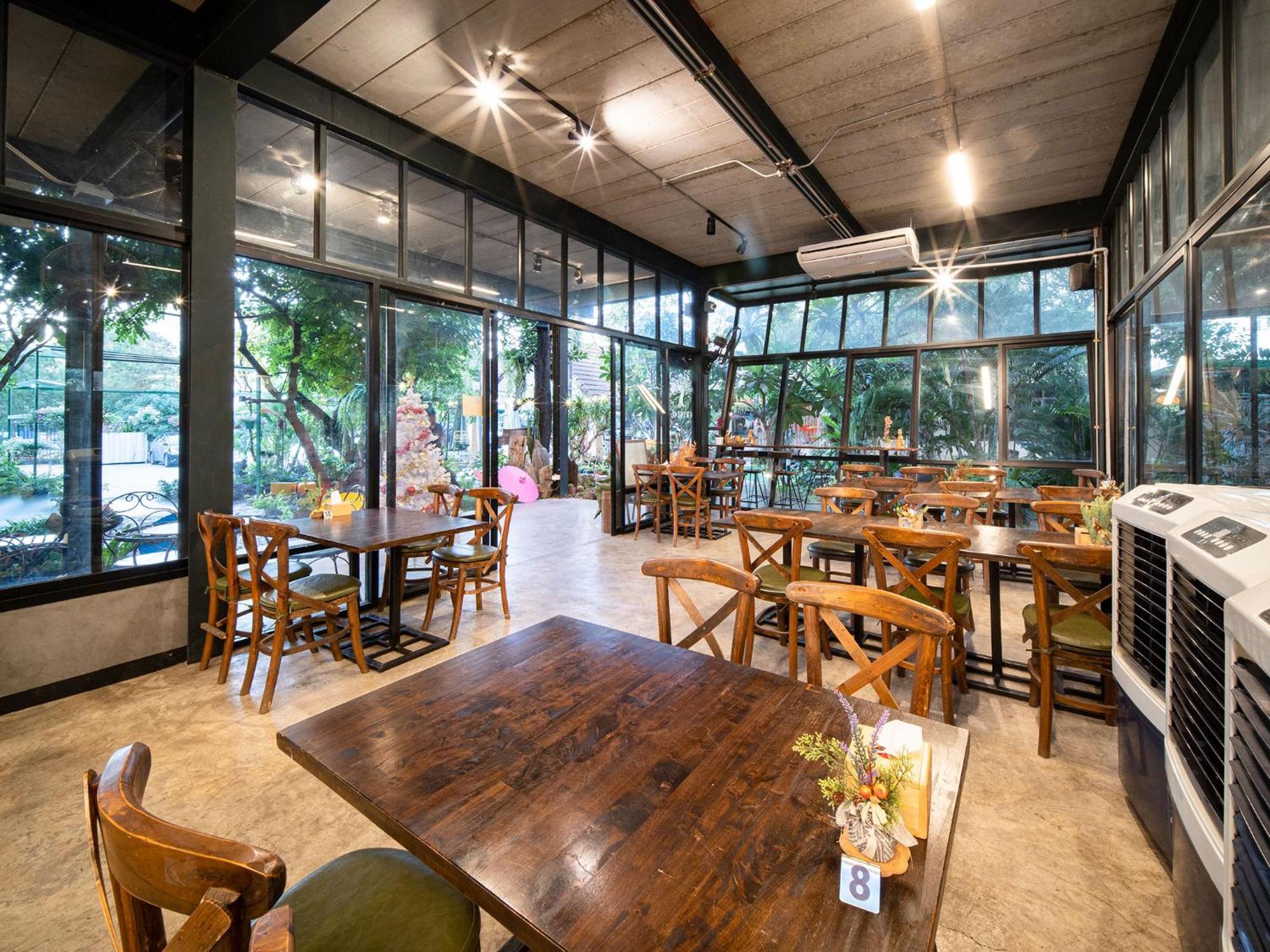Crystal Resort Korat Nakhon Ratchasima Exterior photo